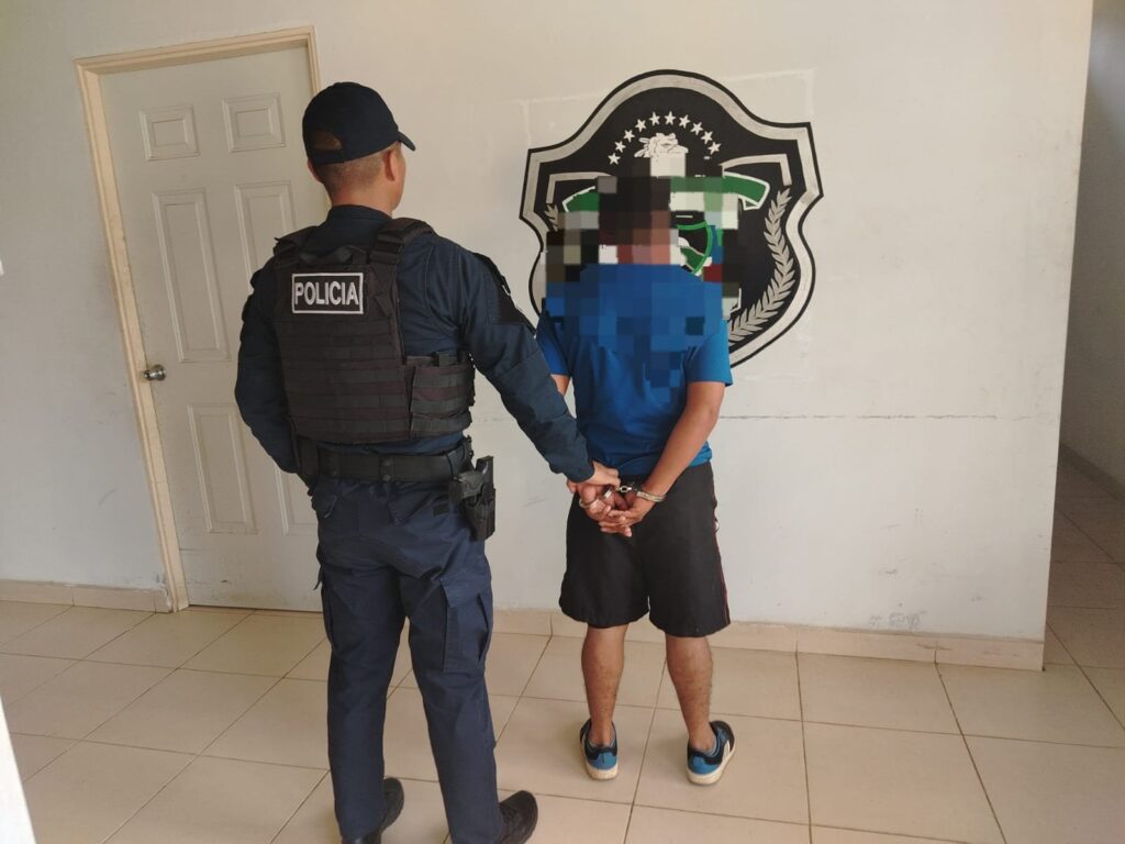 JEFA DE LA ZONA POLICIAL DE COCLÉ RECUERDA A LA CIUDADANÍA QUE NO DEBEN CONFUNDIR SU LABOR